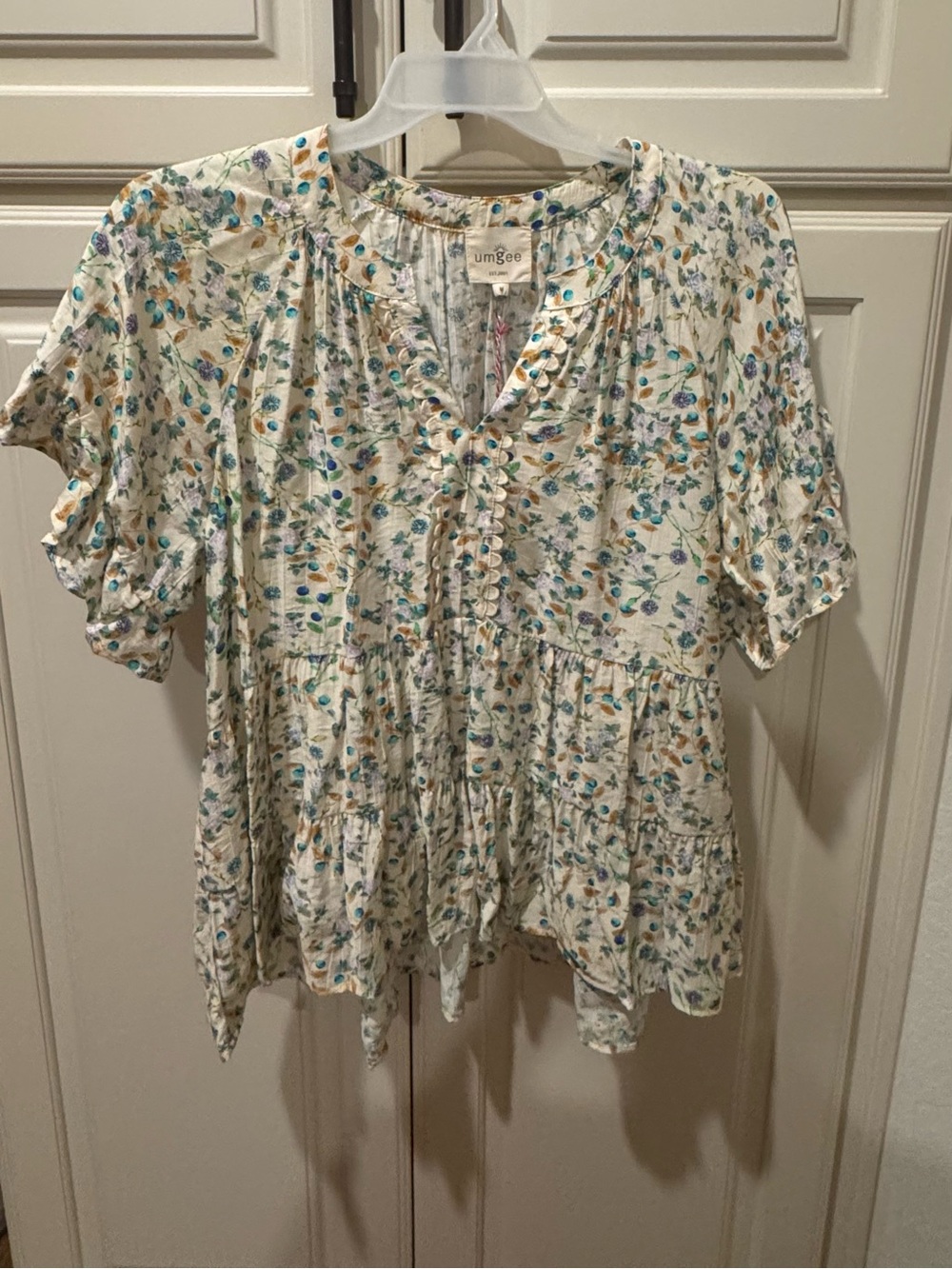 Umgee Butter Yellow Floral Tiered V-Neck Women's Top
